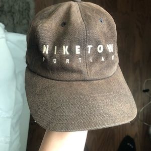 Niketown vintage hat